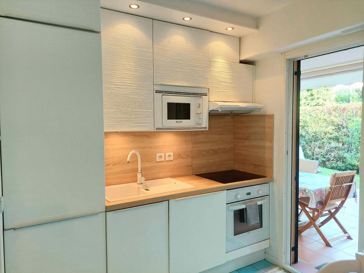 Plage La Salis 3 Chambres, Jardin - 3 Bedrooms Antibes Kültér fotó